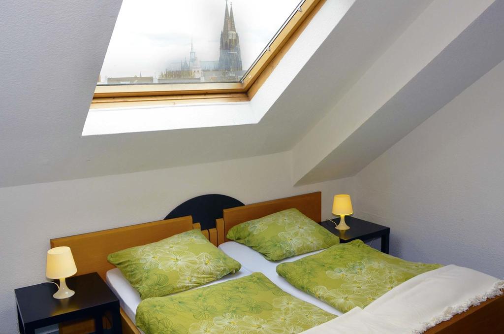 Hotel Ziegenhagen Cologne Chambre photo
